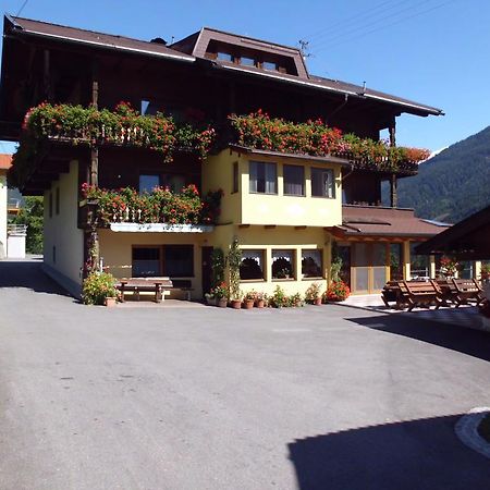 Pension Pichlerhof Stall Bagian luar foto